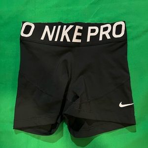 Nike Pro